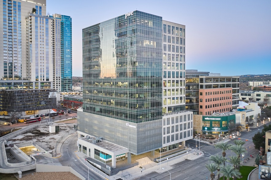 835 W 6th St, Austin, TX à louer - Photo du bâtiment - Image 2 de 6