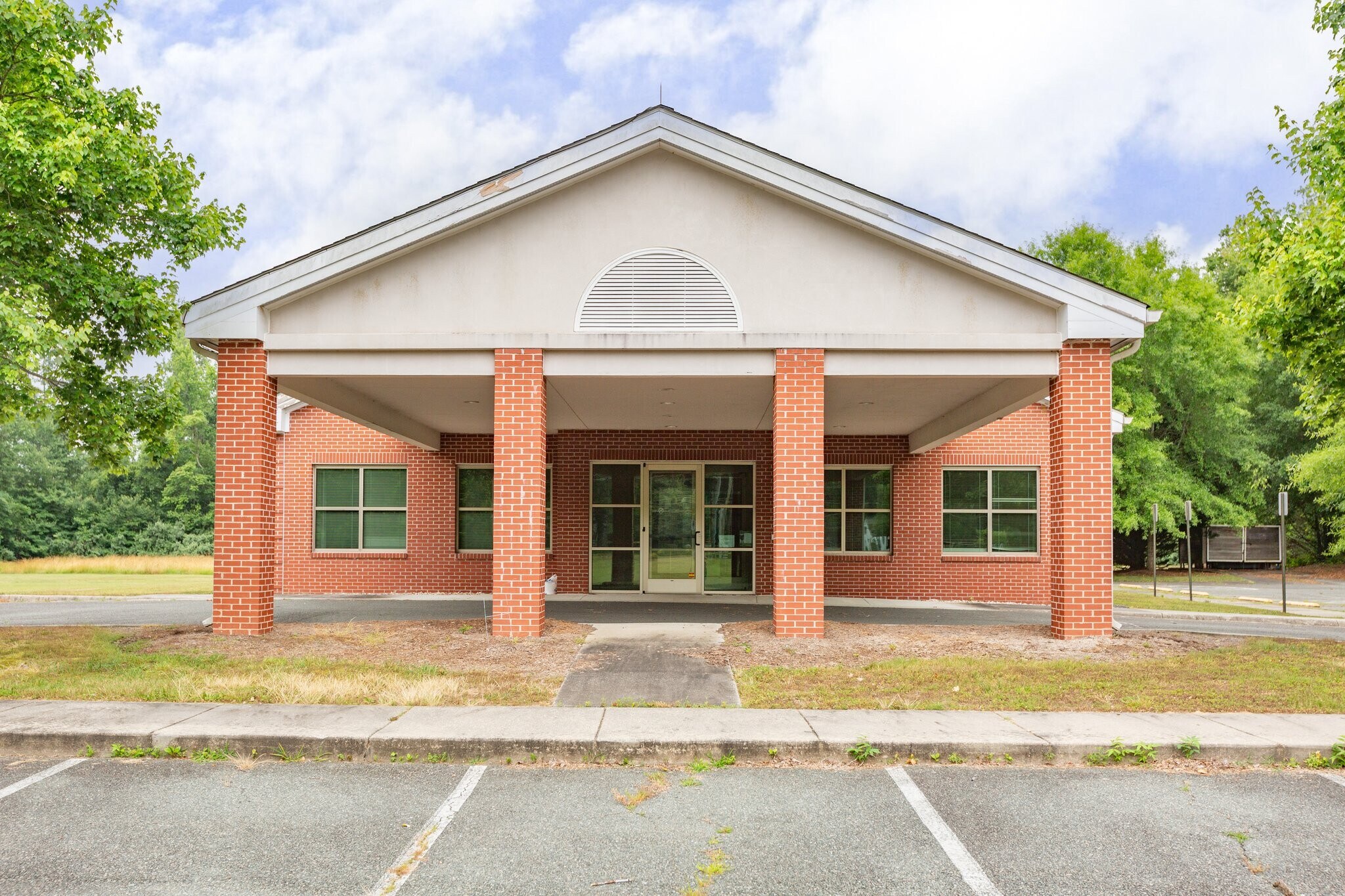 15394 Kings Hwy, Montross, VA à vendre Photo du bâtiment- Image 1 de 51