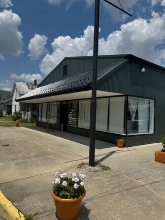 More details for 200 W Main St, Cridersville, OH - Retail for Lease