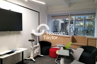 Office in Marseille for lease Interior Photo- Image 1 of 8