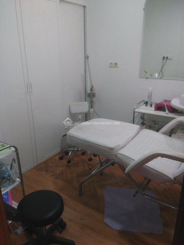 Commerce de détail dans Cáceres, Cáceres à vendre Photo du bâtiment- Image 1 de 17