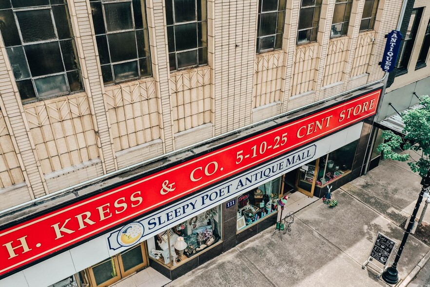 111 W Main Ave, Gastonia, NC à louer - Photo du bâtiment - Image 2 de 3