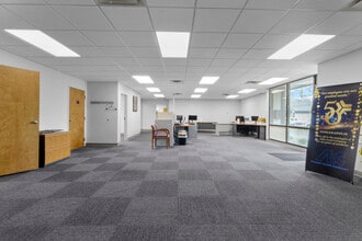 3834 S Emerson Ave, Indianapolis, IN for lease Interior Photo- Image 1 of 11