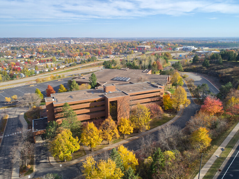 1800 Westwood Center Blvd, Wausau, WI for sale - Aerial - Image 3 of 34