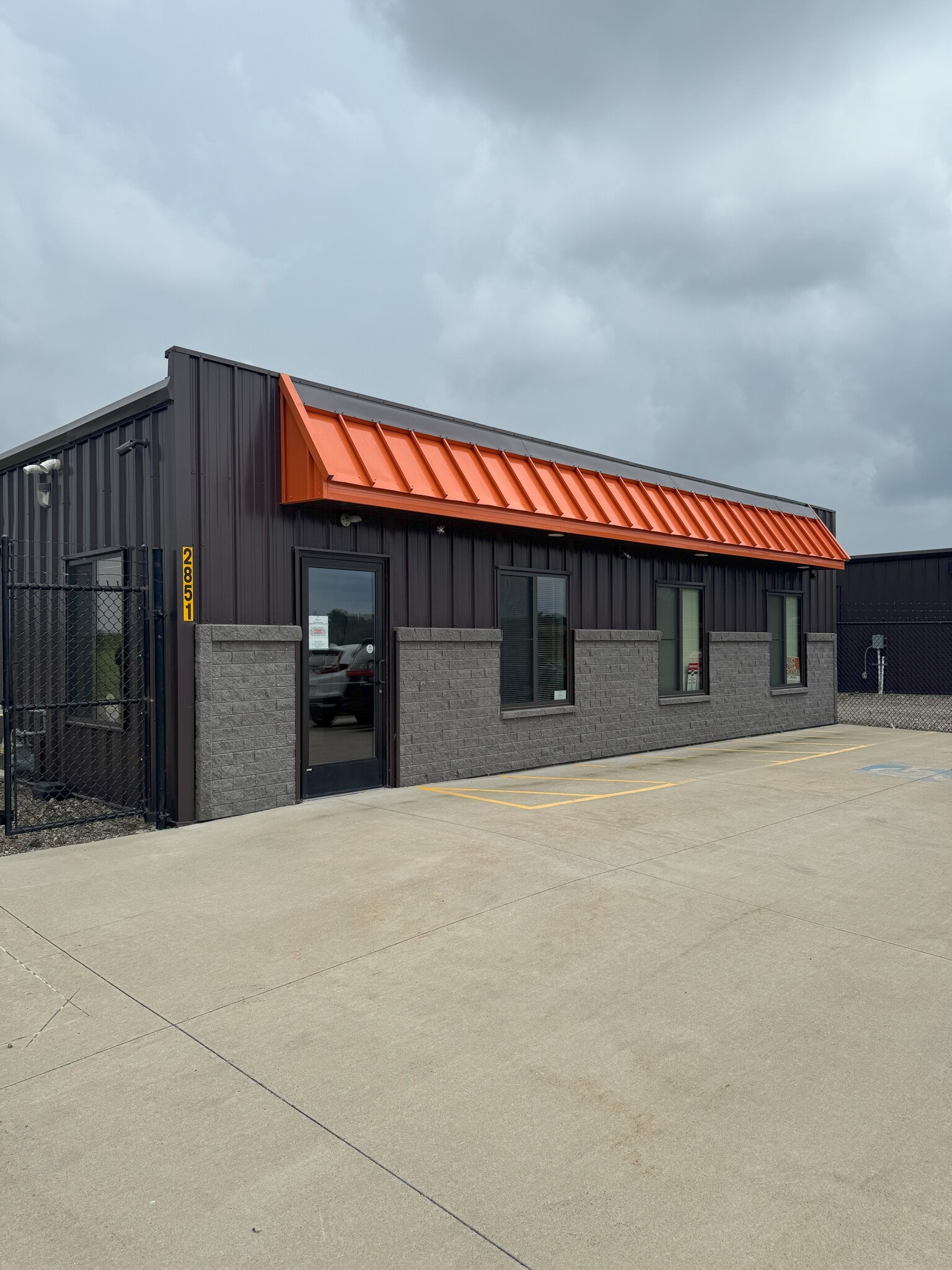 2851 Business Pl SE, Massillon, OH for sale Primary Photo- Image 1 of 26