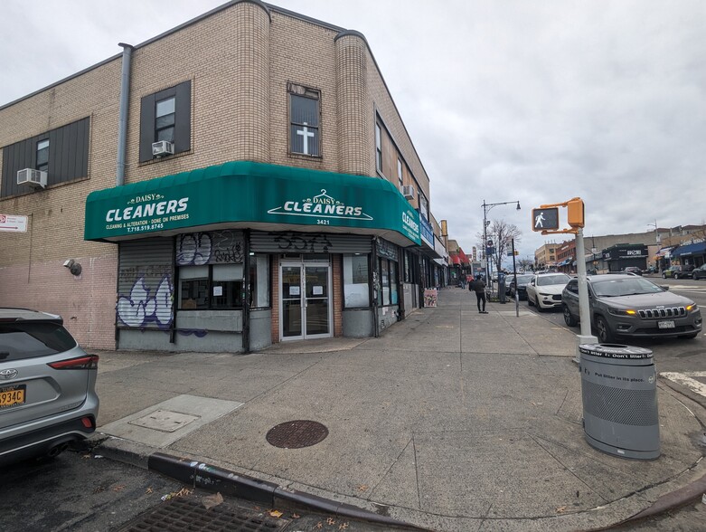 3421-3439 Boston Rd, Bronx, NY à louer - Photo du b timent - Image 3 de 11