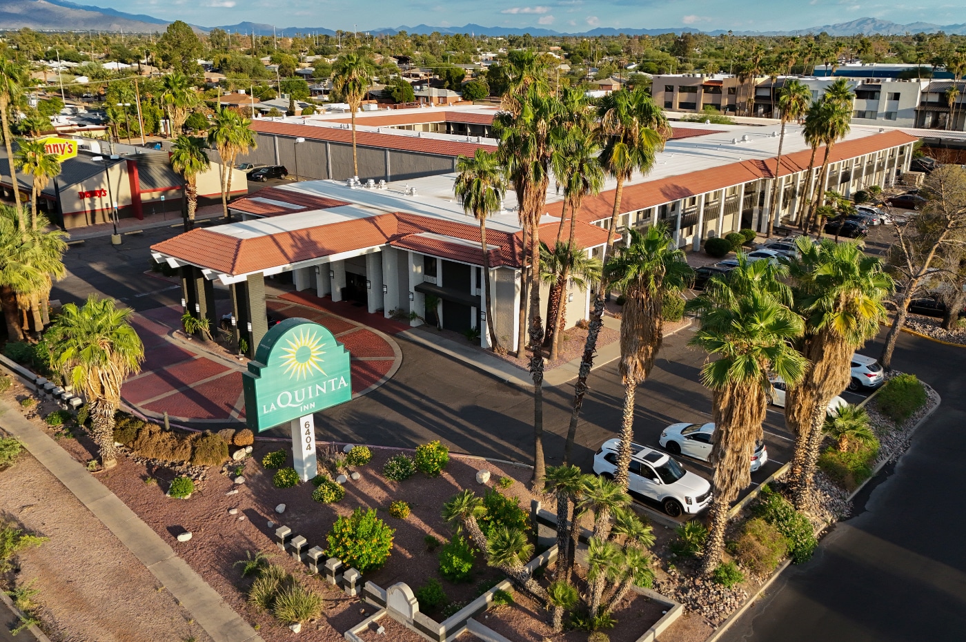 6404 E Broadway Blvd, Tucson, AZ for sale Primary Photo- Image 1 of 15