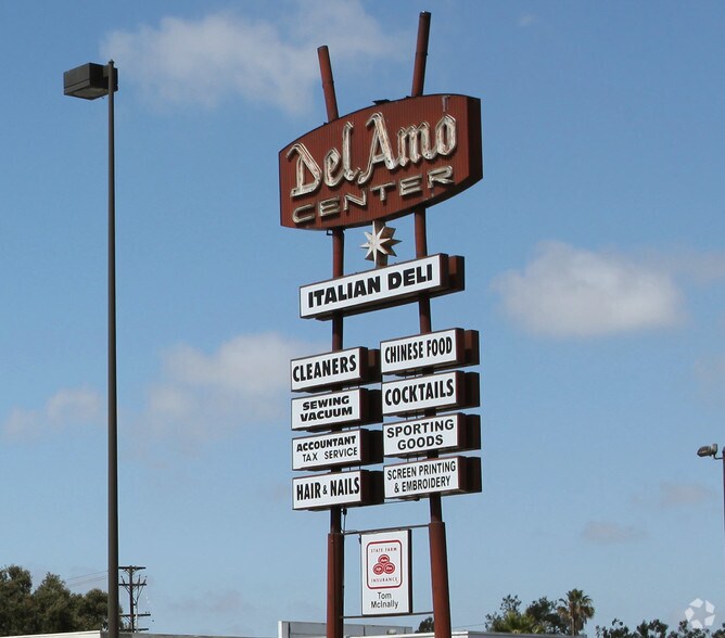 5518-5534 Del Amo Blvd, Lakewood, CA à louer - Photo du bâtiment - Image 3 de 4