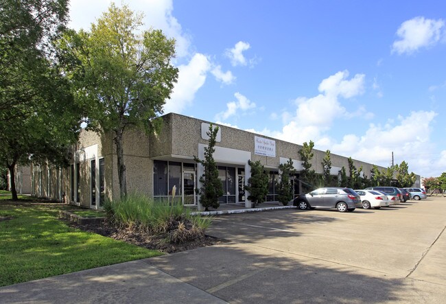 More details for 5800 Corporate Dr, Houston, TX - Industrial for Lease