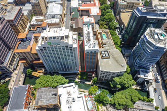 211 N Saint Marys St, San Antonio, TX - aerial  map view