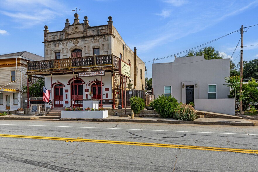 30048 Yosemite Blvd, La Grange, CA à vendre - Photo du bâtiment - Image 2 de 91