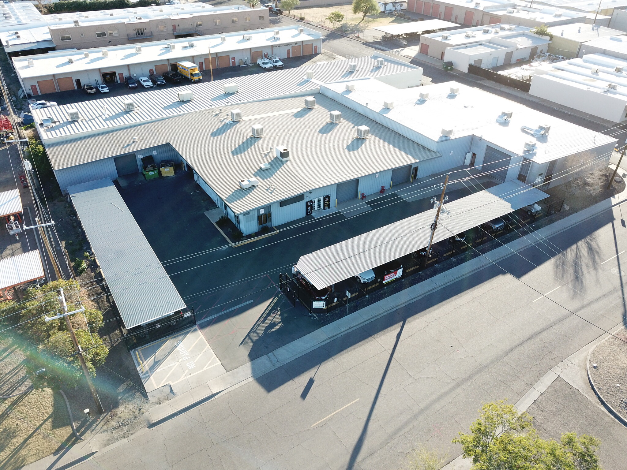 2115 W Mountain View Rd, Phoenix, AZ for lease Primary Photo- Image 1 of 11