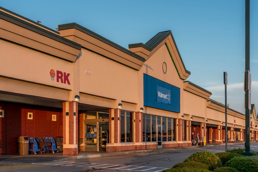 199 JT Connell Hwy, Newport, RI à louer - Photo du bâtiment - Image 2 de 8