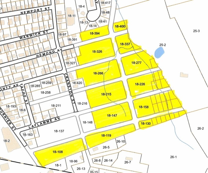 172 Cranston St, Woonsocket, RI à vendre - Photo principale - Image 2 de 2