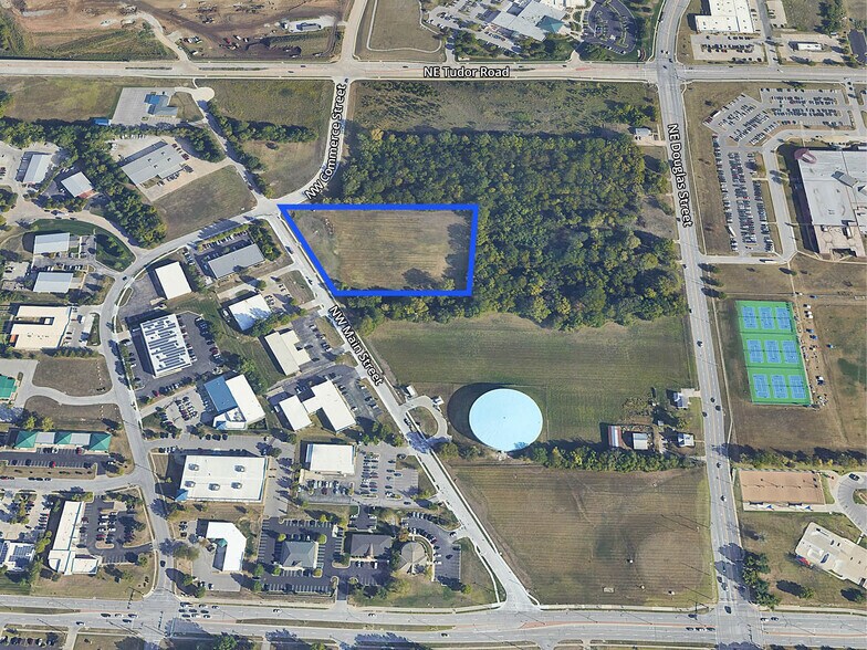 807 NW Main St, Lee's Summit, MO for sale - Building Photo - Image 1 of 1