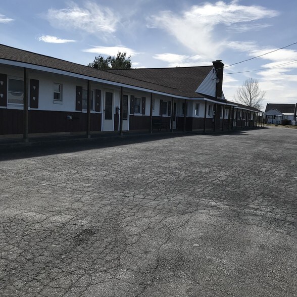 1354 US Highway 20, West Winfield, NY à vendre - Photo du bâtiment - Image 2 de 15