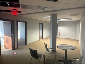 200 Lake Dr E, Cherry Hill, NJ for lease Interior Photo- Image 1 of 10