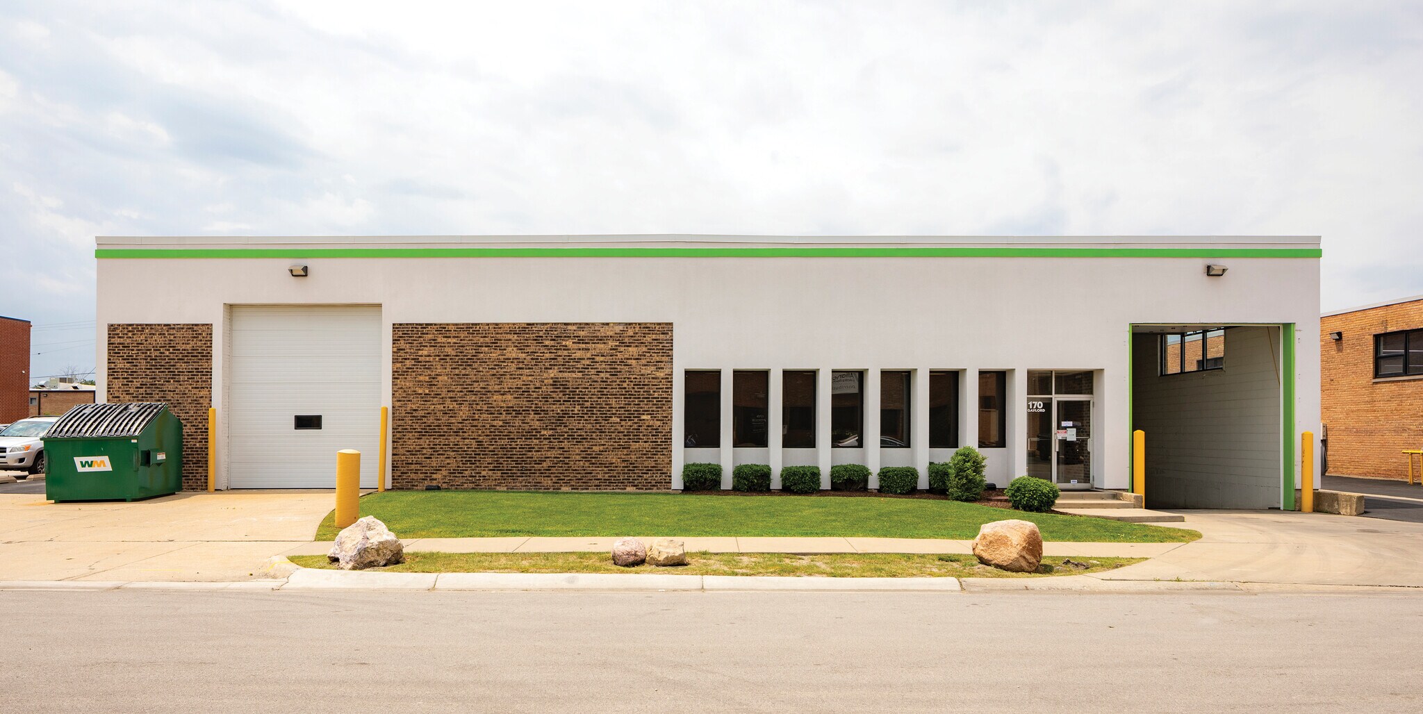 170 Gaylord St, Elk Grove Village, IL for lease Primary Photo- Image 1 of 2