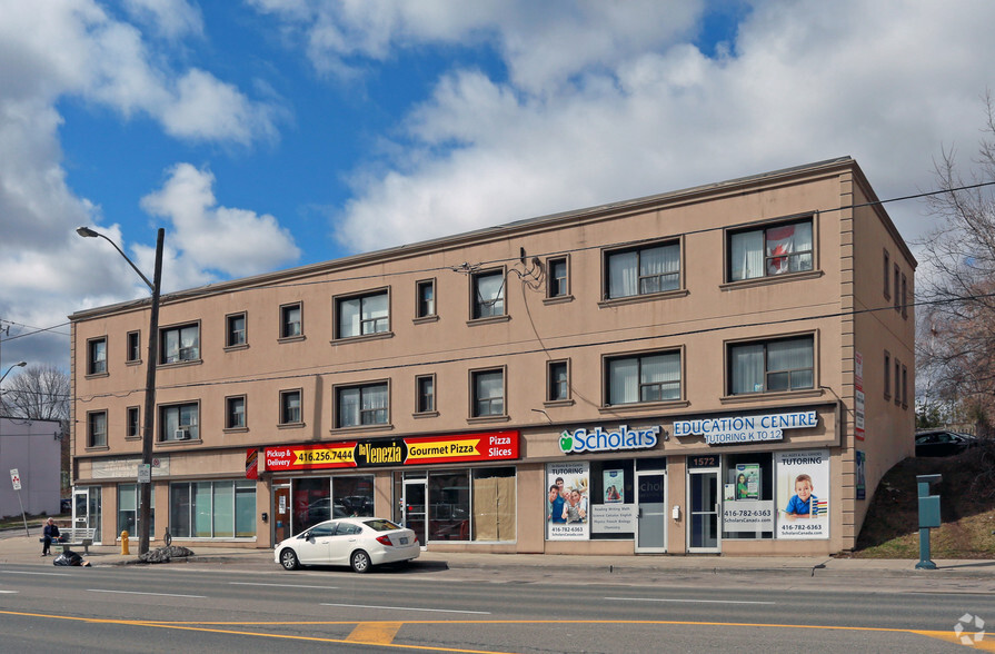 1566-1574 Avenue Rd, Toronto, ON for lease - Building Photo - Image 2 of 8