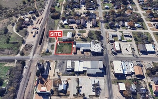 Plus de détails pour SWC W McCart St & Jackson St, Krum, TX - Terrain à vendre