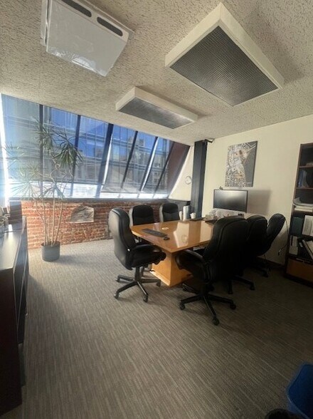 45 Belden Pl, San Francisco, CA à louer - Photo intérieure - Image 2 de 5