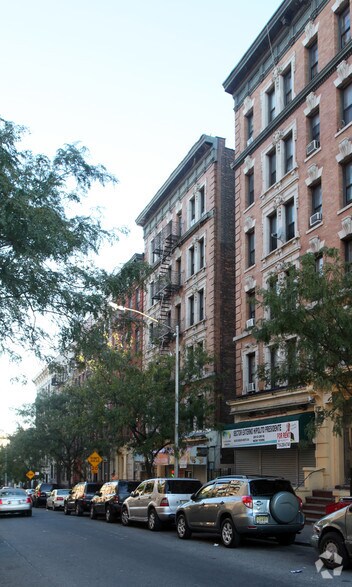509 W 159th St, New York, NY à louer - Photo du bâtiment - Image 2 de 8