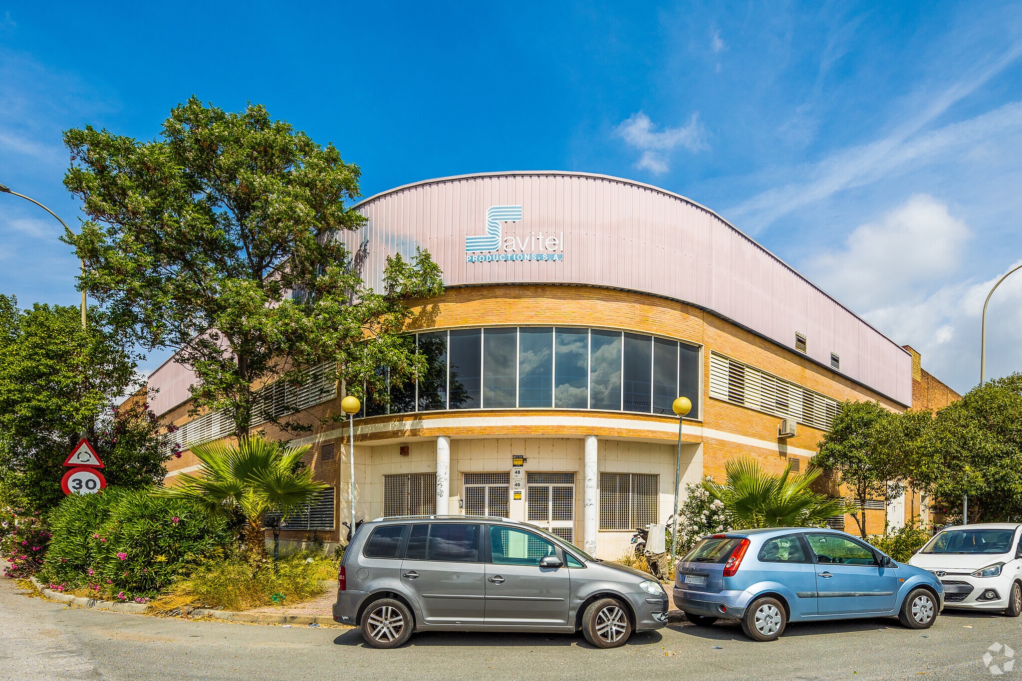 Industriel dans Dos Hermanas, Sevilla à vendre Photo du bâtiment- Image 1 de 12