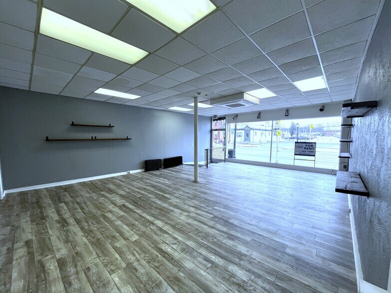 33 King St, Shippensburg, PA à louer - Photo du bâtiment - Image 3 de 14