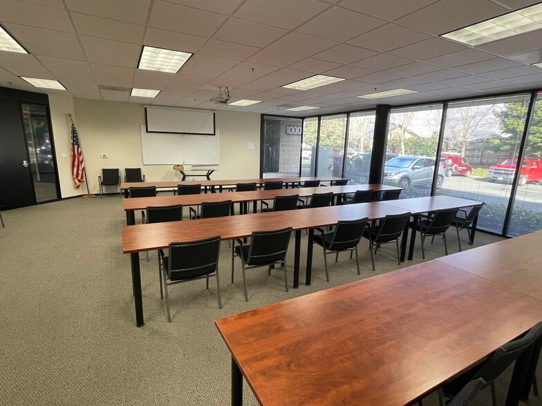 1000 Apollo Way, Santa Rosa, CA for lease - Building Photo - Image 2 of 7