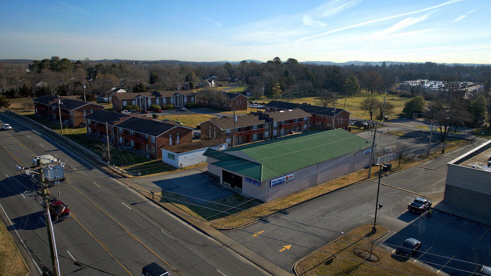 109 Hartmann Dr, Lebanon, TN for sale - Building Photo - Image 1 of 1