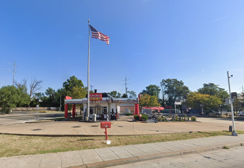 2300 New York Ave NE, Washington, DC for lease - Building Photo - Image 1 of 3