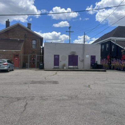 1117 E 3rd St, Dayton, OH à louer - Photo du bâtiment - Image 2 de 17