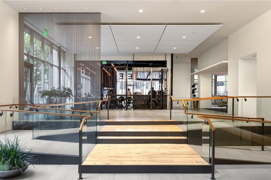 1600 7th Ave, Seattle, WA for lease - Lobby - Image 3 of 24