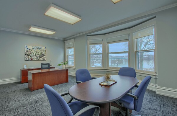 1007 N Front St, Harrisburg, PA à louer Photo intérieure- Image 1 de 12