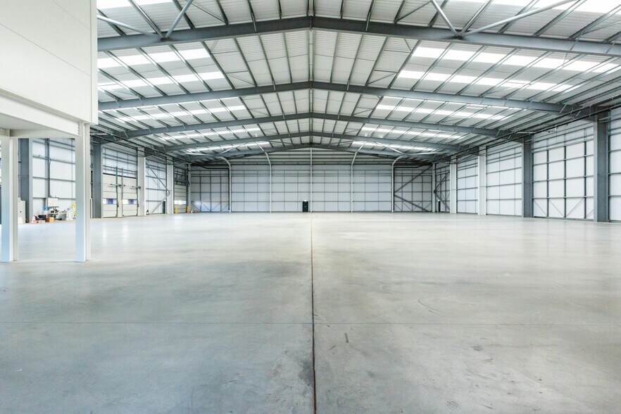 Bardon Rd, Coalville à louer - Photo du bâtiment - Image 3 de 4