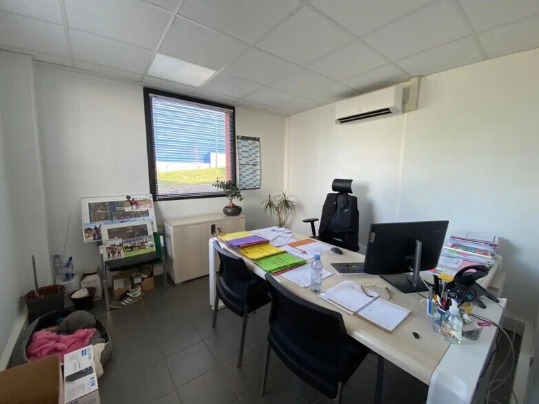 Local d'activités dans Brignais à vendre - Photo intérieure - Image 3 de 6