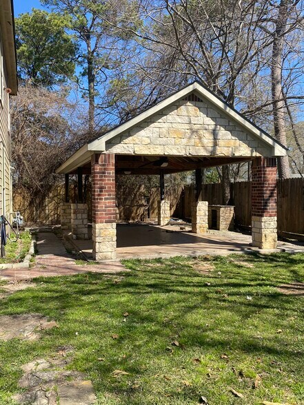 828 Oak St, Houston, TX à vendre - Photo du bâtiment - Image 3 de 9