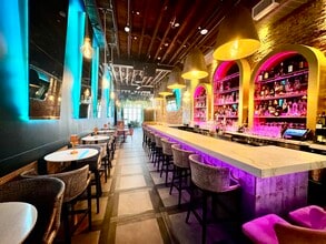 184-186 Dyckman St, New York, NY for lease Interior Photo- Image 2 of 20