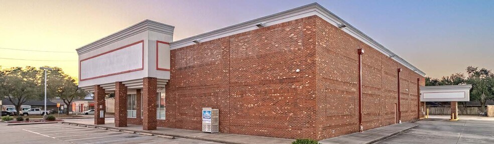 3140 Fm 1960 Rd W, Houston, TX à louer - Photo du bâtiment - Image 2 de 4