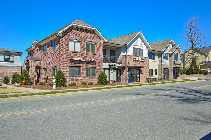 50201-50245 Governors Dr, Chapel Hill, NC à vendre - Photo du bâtiment - Image 1 de 1