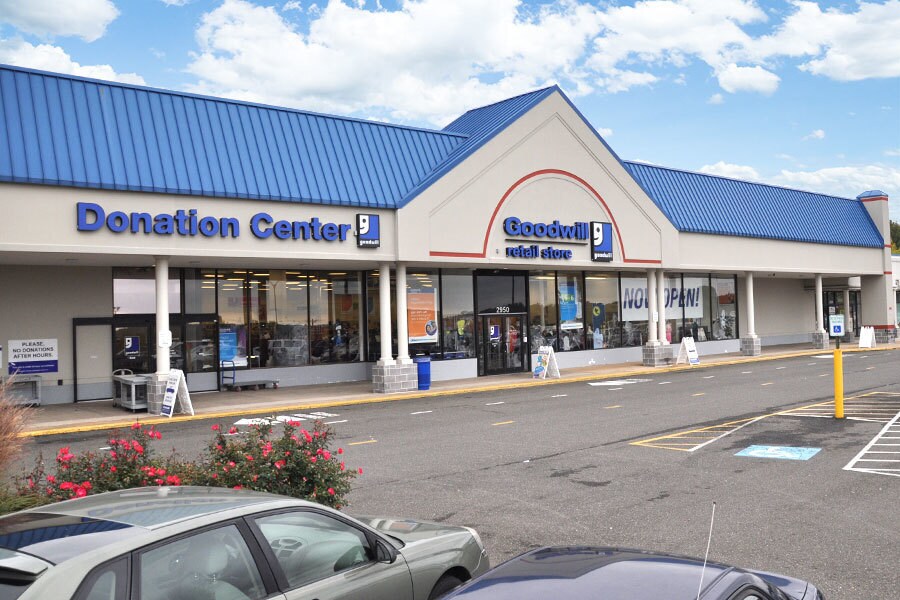 2876-2984 Dale Blvd, Dale City, VA for lease Building Photo- Image 1 of 3