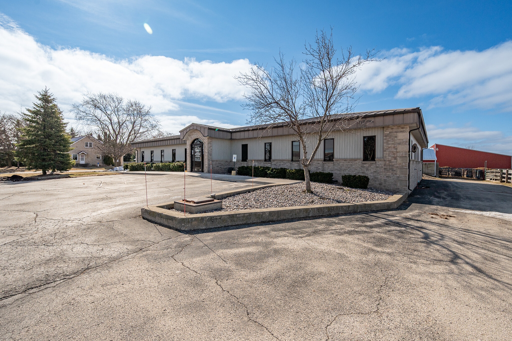 4424 Dickinson Rd, De Pere, WI for lease Building Photo- Image 1 of 15