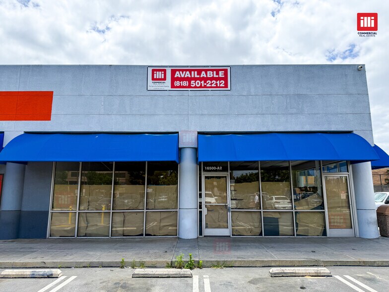 16500-16530 Sherman Way, Van Nuys, CA à louer - Photo du bâtiment - Image 3 de 7