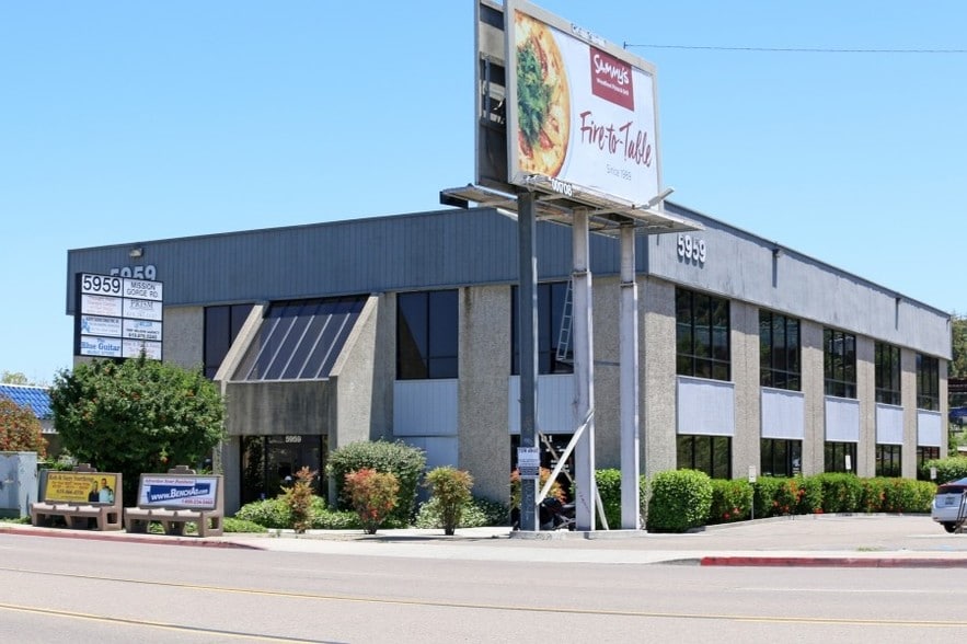 5959 Mission Gorge Rd, San Diego, CA for sale - Building Photo - Image 3 of 4