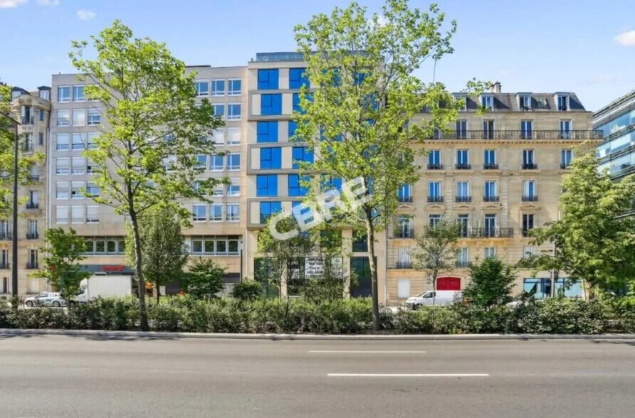 Bureau dans Neuilly-sur-Seine à vendre - Photo du bâtiment - Image 1 de 26