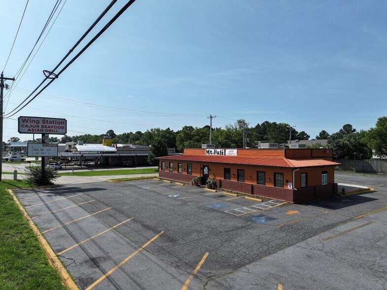 1515 Dave Ward Dr, Conway, AR for lease - Primary Photo - Image 1 of 2