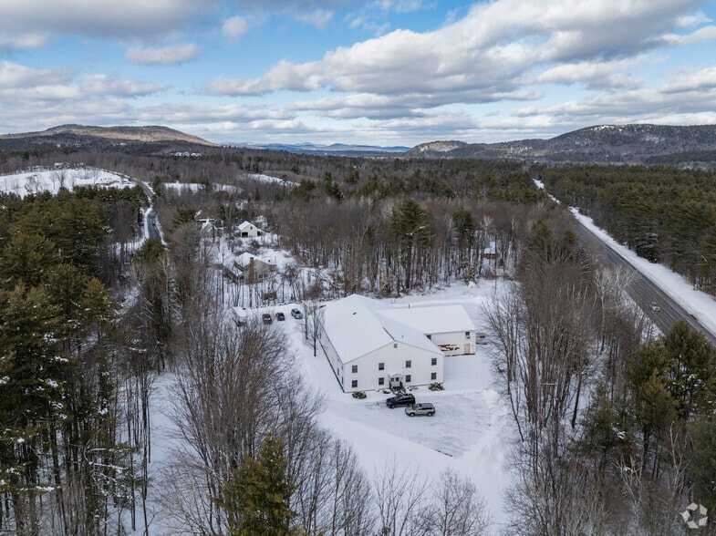 15 Elm Ave, Antrim, NH à vendre - Photo du bâtiment - Image 2 de 5