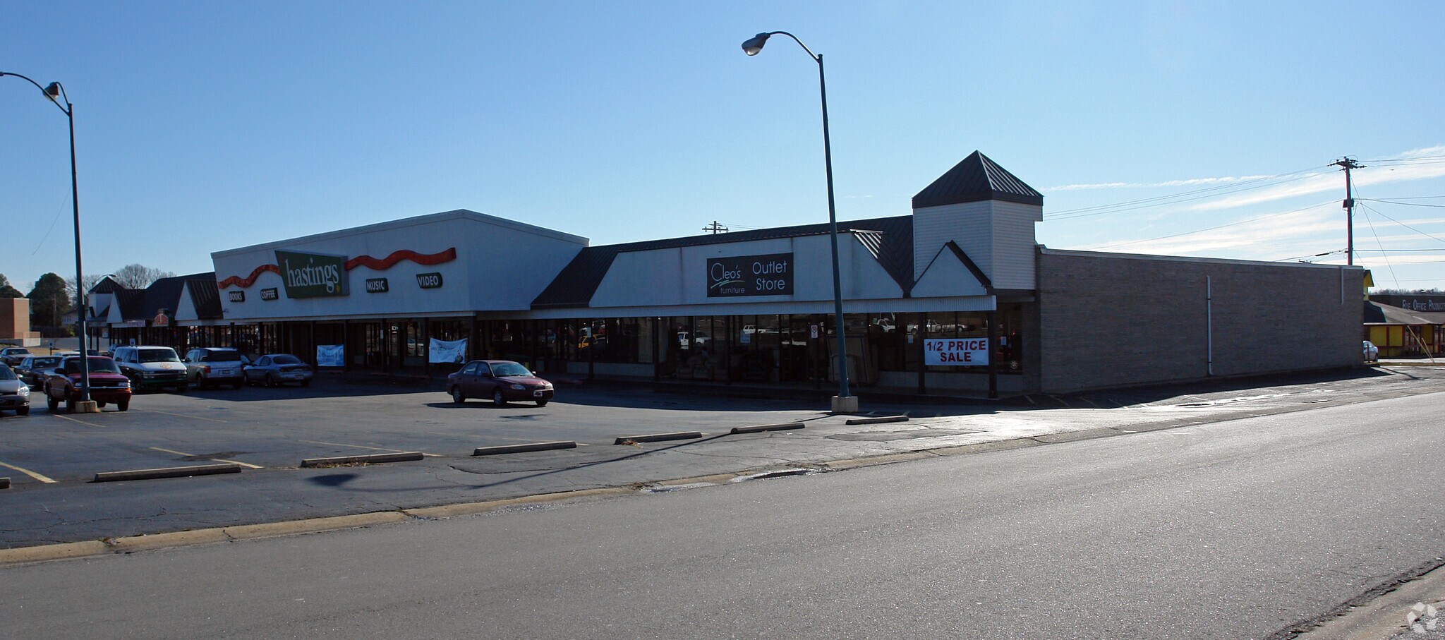 915 W Main St, Jacksonville, AR for lease Building Photo- Image 1 of 7