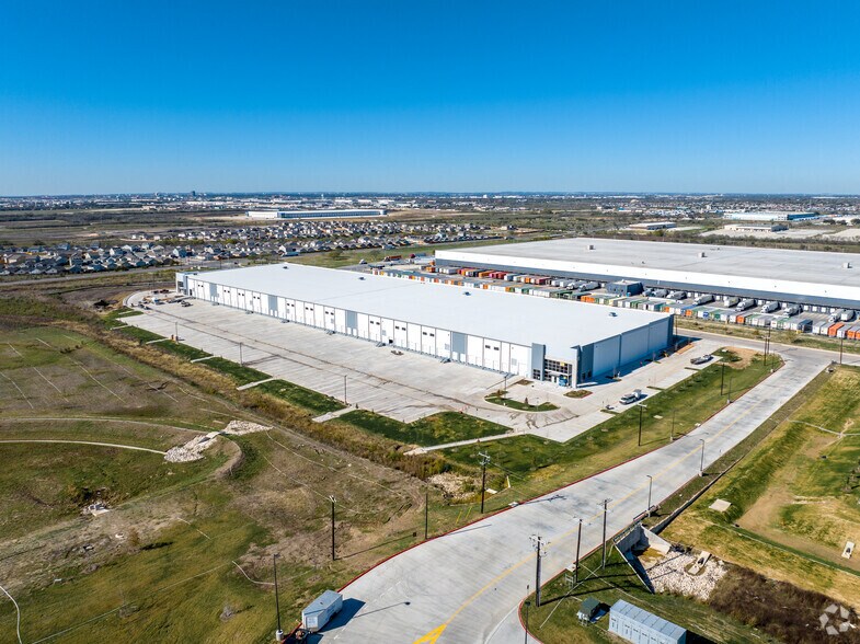 6674 Cal Turner Dr, San Antonio, TX à louer - Aérien - Image 3 de 20