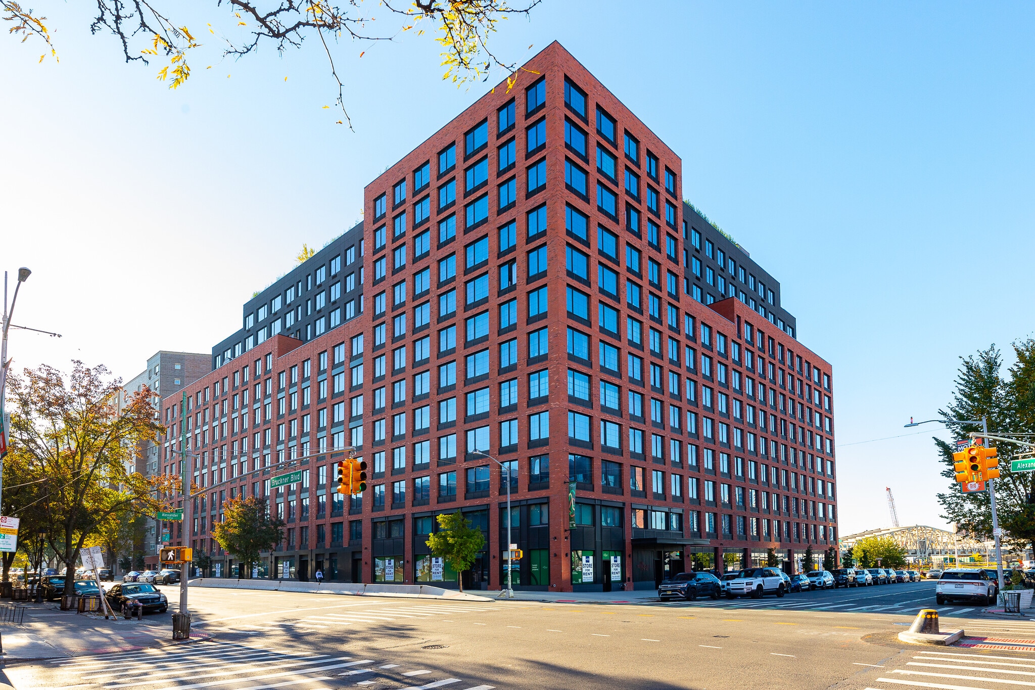 40 Bruckner Blvd, Bronx, NY à louer Photo intérieure- Image 1 de 18